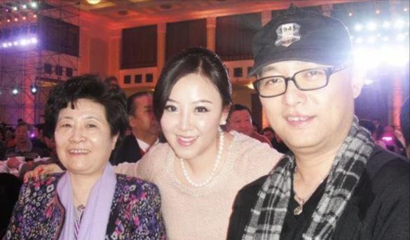 杨澜|娶了21岁初恋的孟非：我的一生，只够爱她一个人