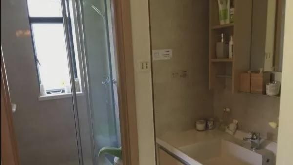 123平三房两厅老婆一人搞定装修,所有人都叫好,就问你服不服!