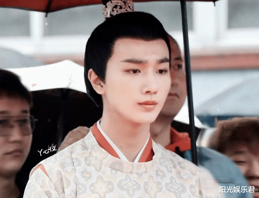 肖战|又一大ＩＰ古装剧开机，女主人选出乎意料，男主全程黑脸引热议