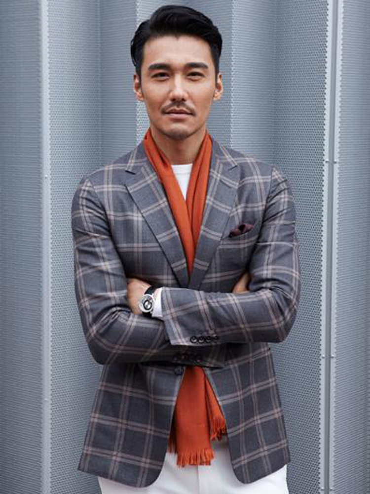 上海市|能与港星PK身材管理的8位男星，个个颜好身材佳，不愧为叔圈楷模