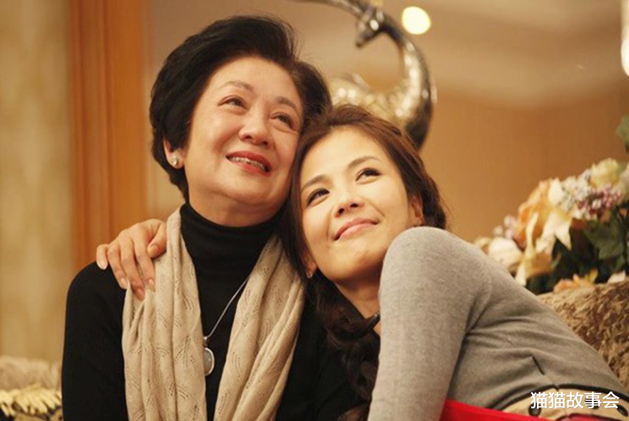 |儿子，让你老婆把套陪嫁房给你弟结婚用，“不好意思，只卖不借”