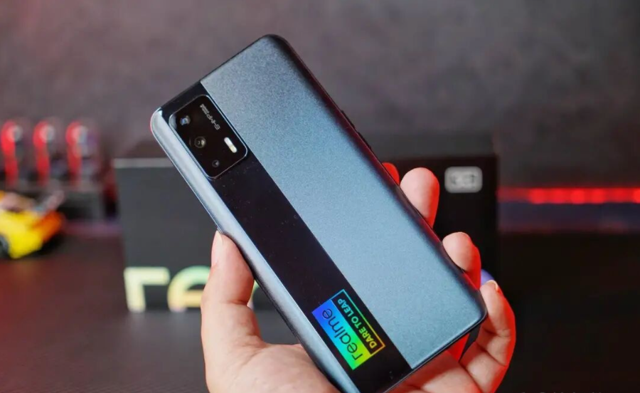 跑分|仅售2199元,12G+256G+65W,优质旗舰跑分72万