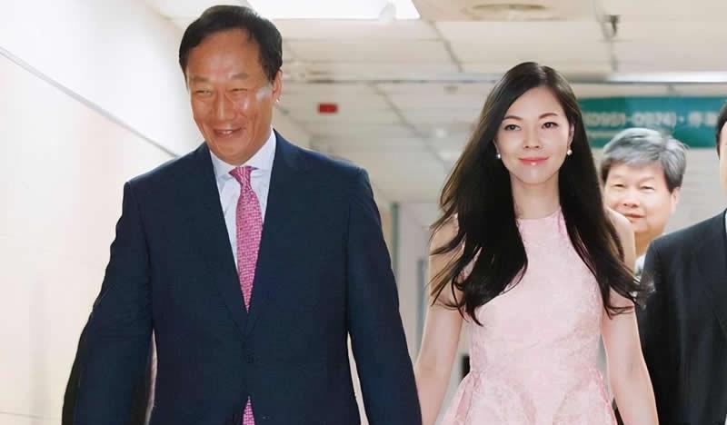 曾馨莹|曾馨莹：34岁嫁百亿富豪，结婚13年生下3个孩子，被老公宠上天