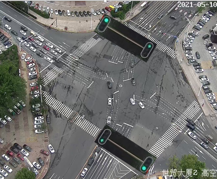 海阳融媒 注意！烟台市区“信号灯”启用新国标！开车怎么走？戳