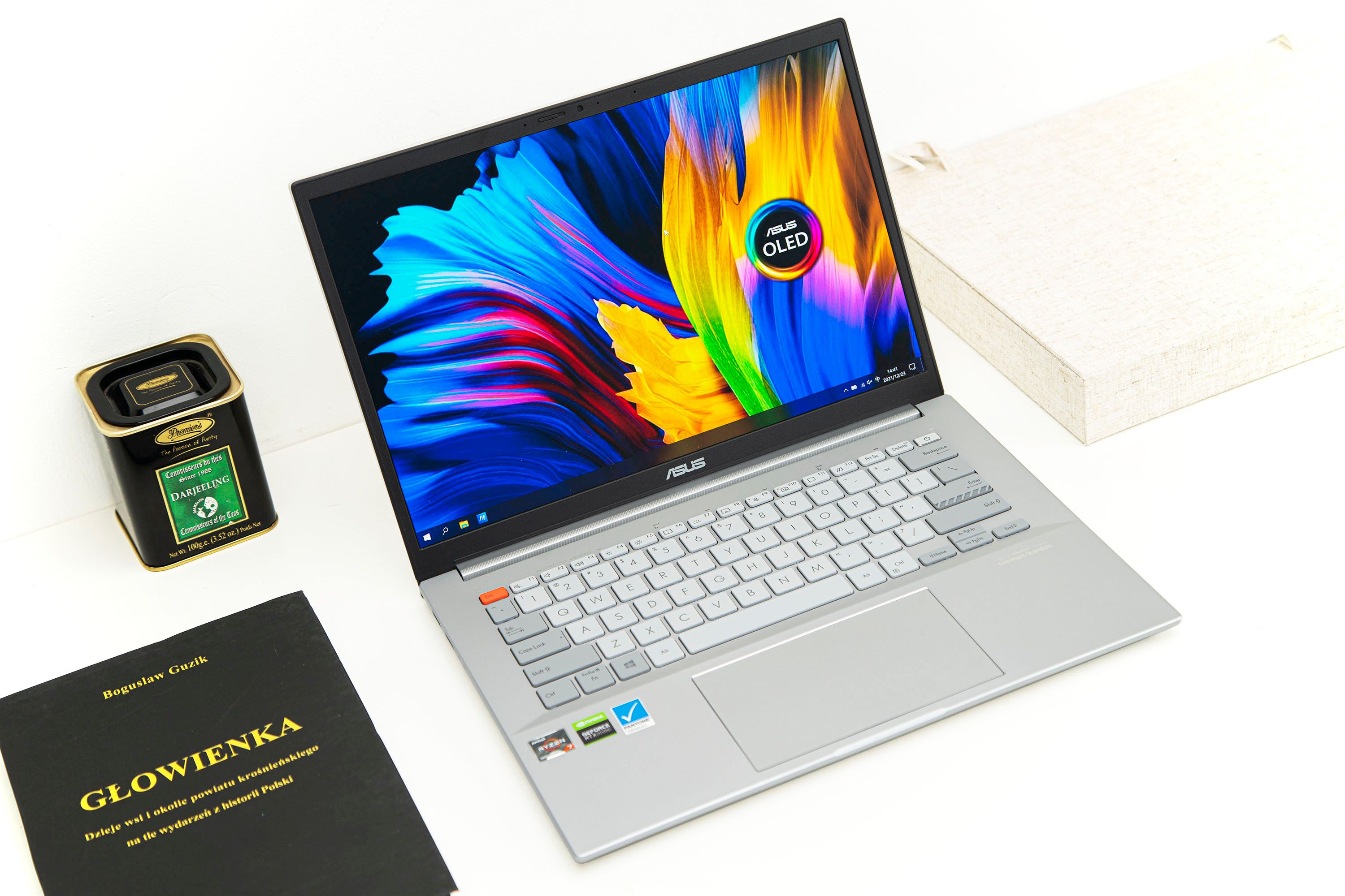 |輕薄創(chuàng)作體驗 流暢運行3A？這輕薄本了不得 靈耀Pro14評測