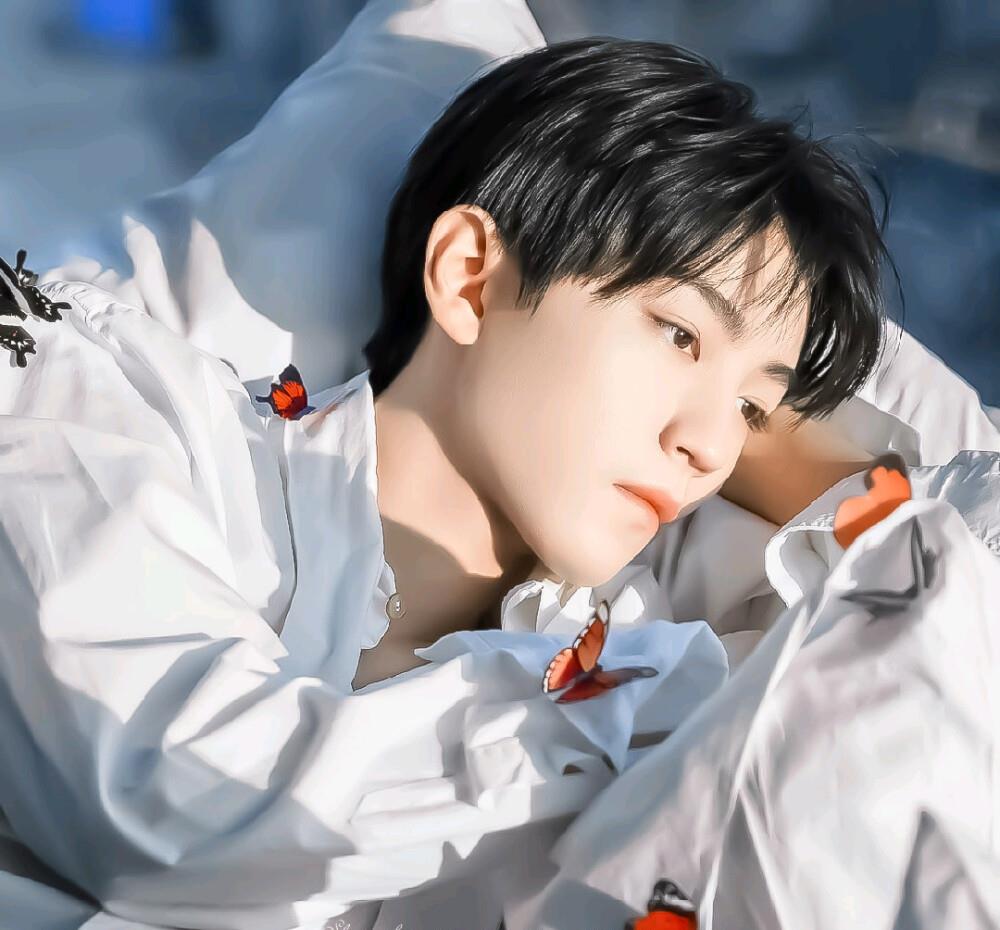 王俊凯|八教主说八卦｜小爆料：王俊凯、李现、 唐艺昕