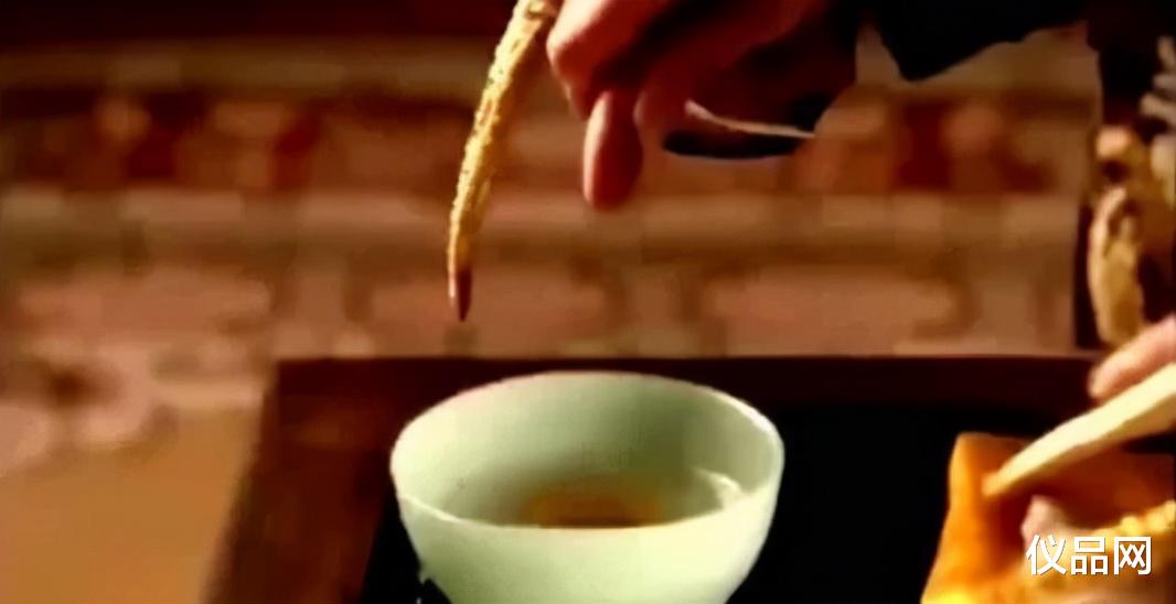 “狸猫”换太子?人性的扭曲,论科学发展对我们的重要性