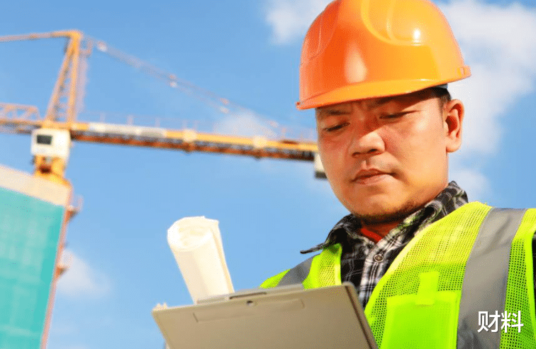 大学生|大学生“不值钱”了？“高级技工”缺口达2000万人，国家有举措了