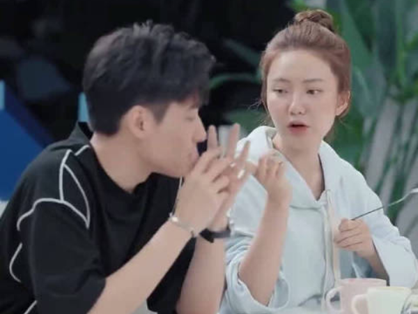 心动4|《心动4》小孔首次回应“越界”，辟谣节目组删减，网友却不买账