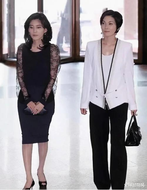 穿衣搭配|三星集团二公主李叙显好时髦 穿白色外套显职业 大V领帅气