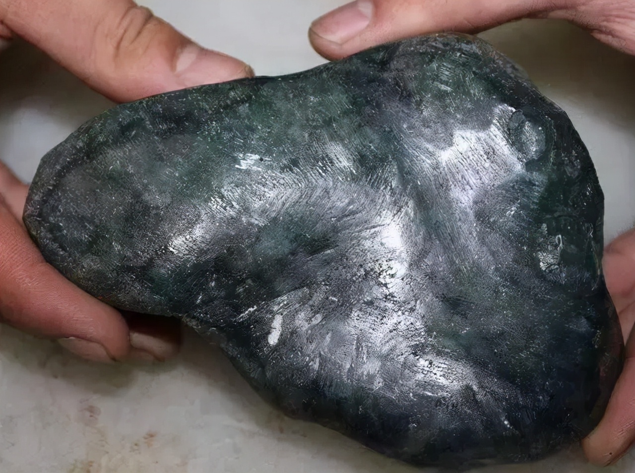 翡翠|翡翠赌石的几大误区，你知道吗？