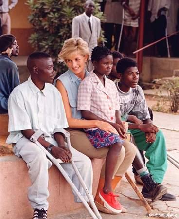 Angelababy|戴安娜王妃,为了那次回眸的爱情,王位不要又何妨,哪怕香消玉殒