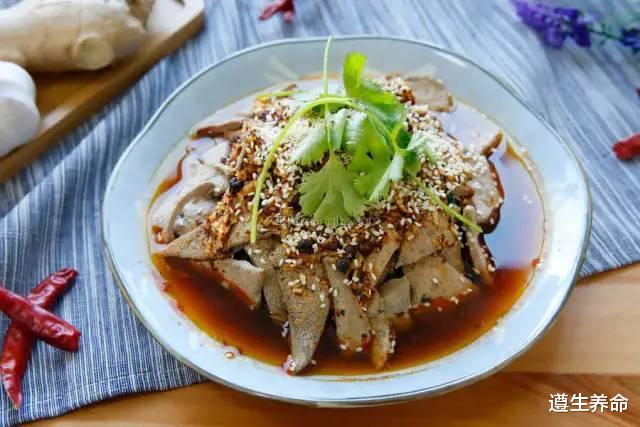 衰老|这菜不起眼,却是养肝明目的高手!10月正大量上市,比炸酱面过瘾