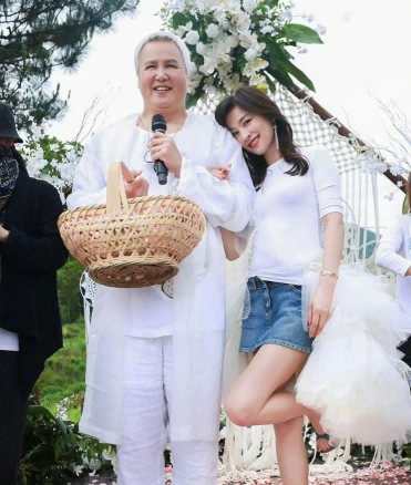 柳岩|张庭公司涉嫌传销被查！曾豪掷17亿买栋楼，闺蜜陶虹已与其切割？