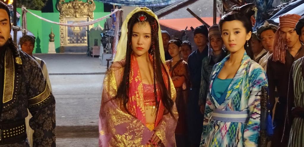 赵丽颖|合作过任嘉伦赵丽颖，她在皎若云间月中饰演的女将军悲情又可恨