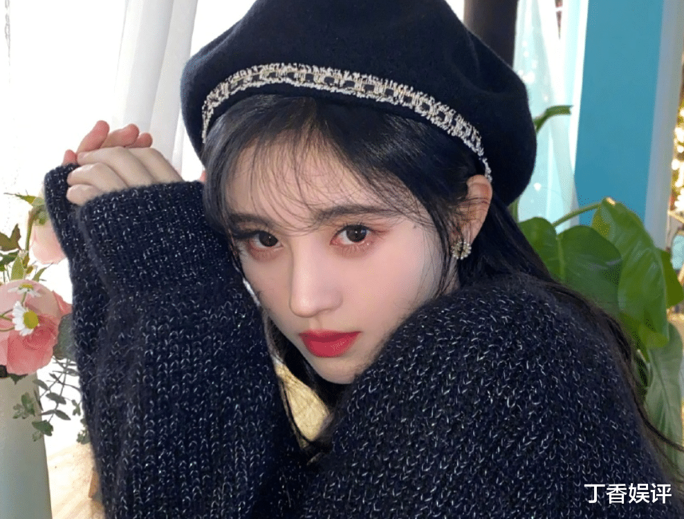 鲸鱼|鞠婧祎上《创造营》，与7位嘉宾站成一排时，这身高差距太抢镜了