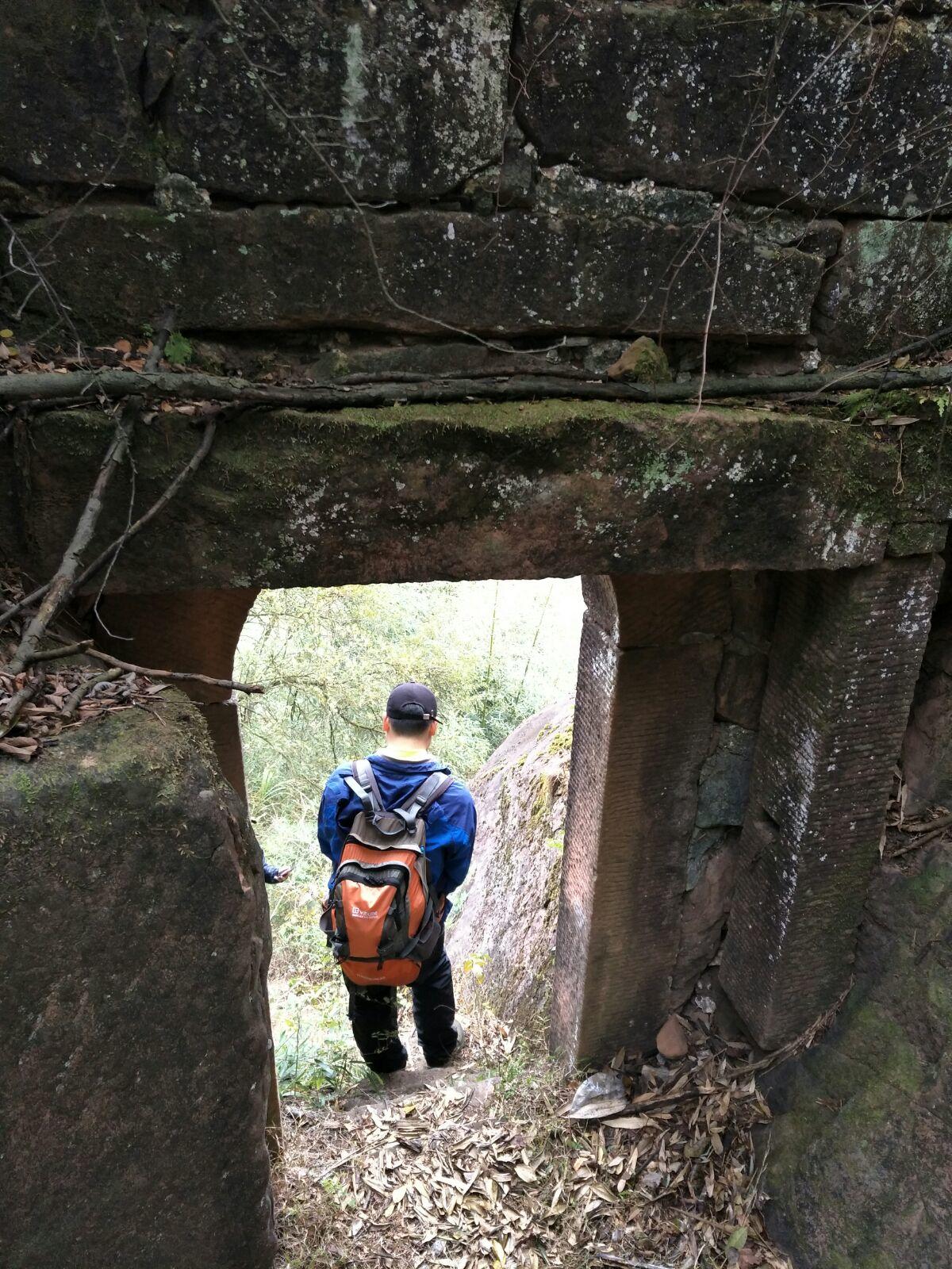 丹霞山|丹霞山之还未开发的景点之川岩。