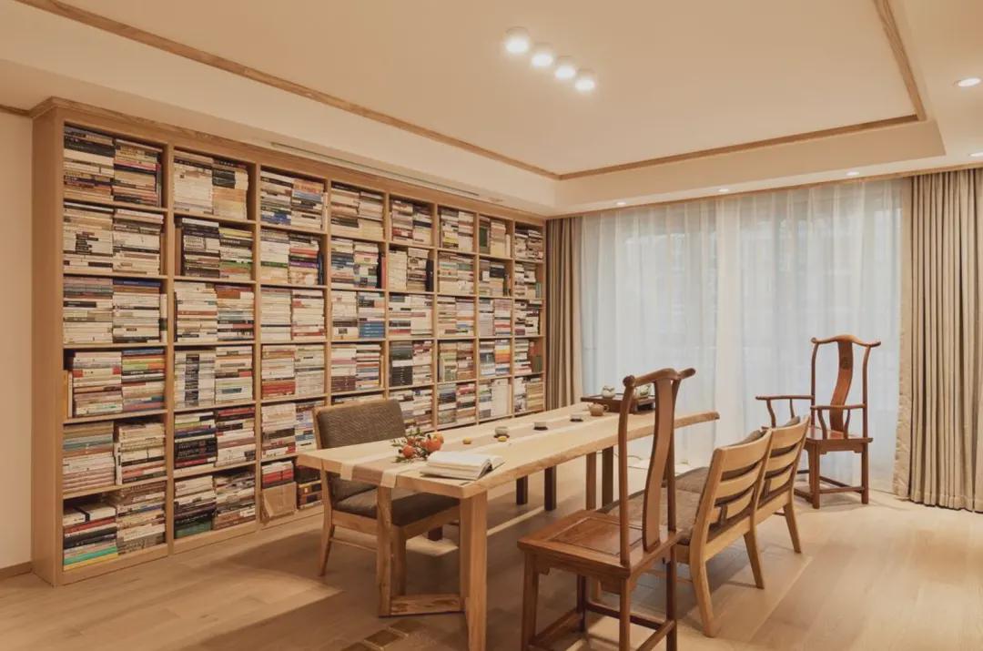 不要客厅，不要餐厅，他130㎡新家堪比“图书馆”，太特别了！