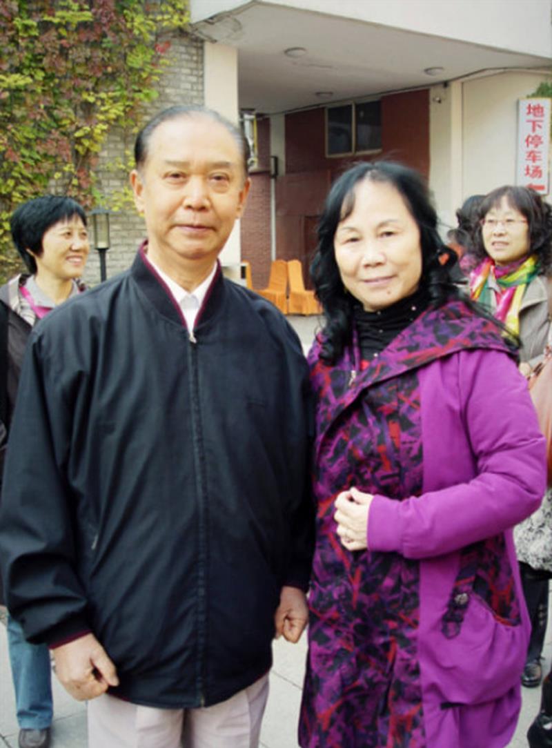 京剧|他嗓音洪亮，音域宽广，在现代京剧《磐石湾》演陆长海，近况怎样