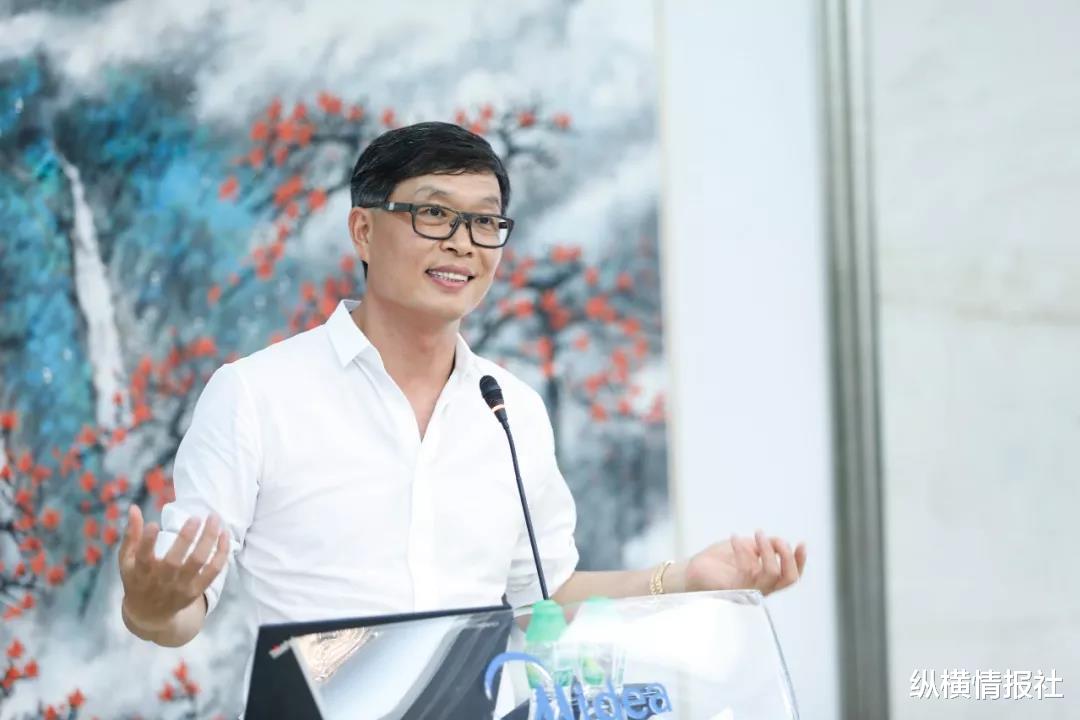 儿子不愿意接管家业,父亲花上百亿让员工上位,结果获得千亿回报