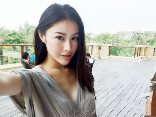 交易|25万买女星一夜，流出交易过程和记录，网友：毁三观