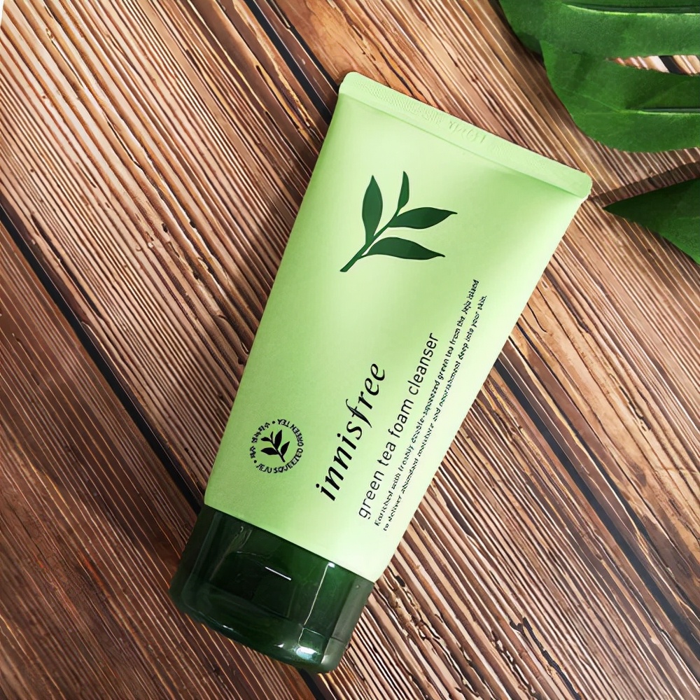 谷梁凝雁 这些洗面奶,温和补水控油,让你的肌肤时刻处于洁净舒适的状态