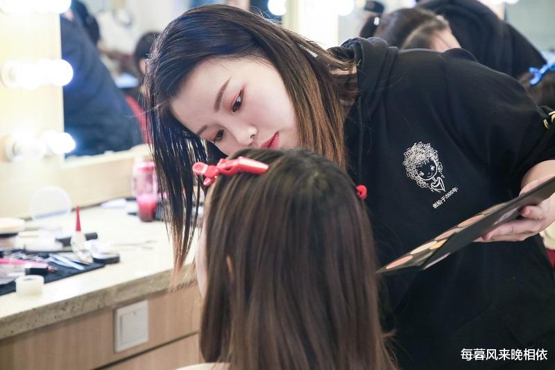 985高校男硕士:绝不能娶低学历的女孩,长得再漂亮也不行!