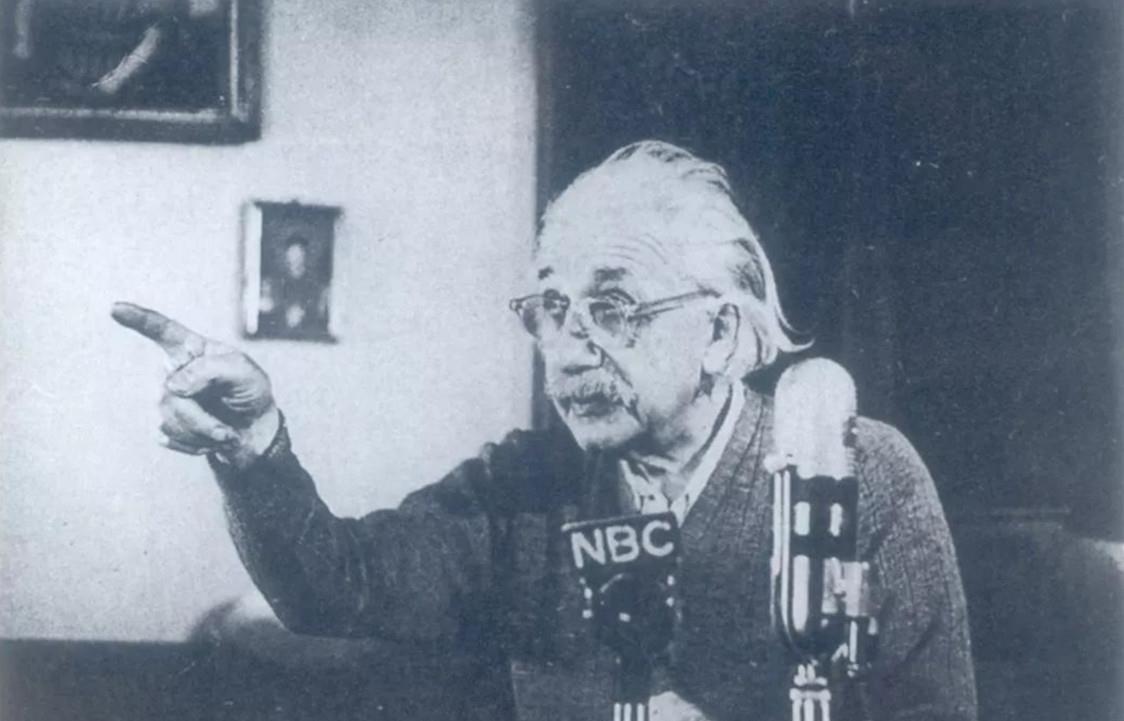 爱因斯坦 时间真的是错觉吗？牛顿、爱因斯坦早已解释，世人却不愿接受