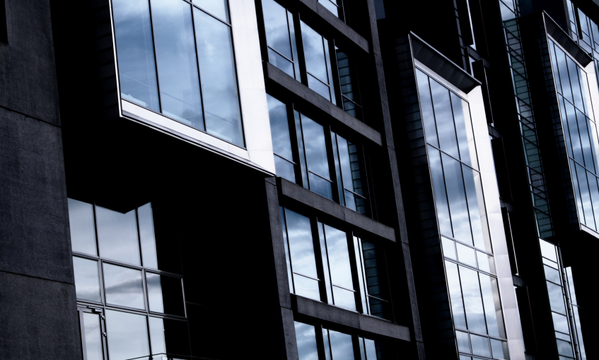 佛山门窗哥|门窗通风是不是开得越大越好？