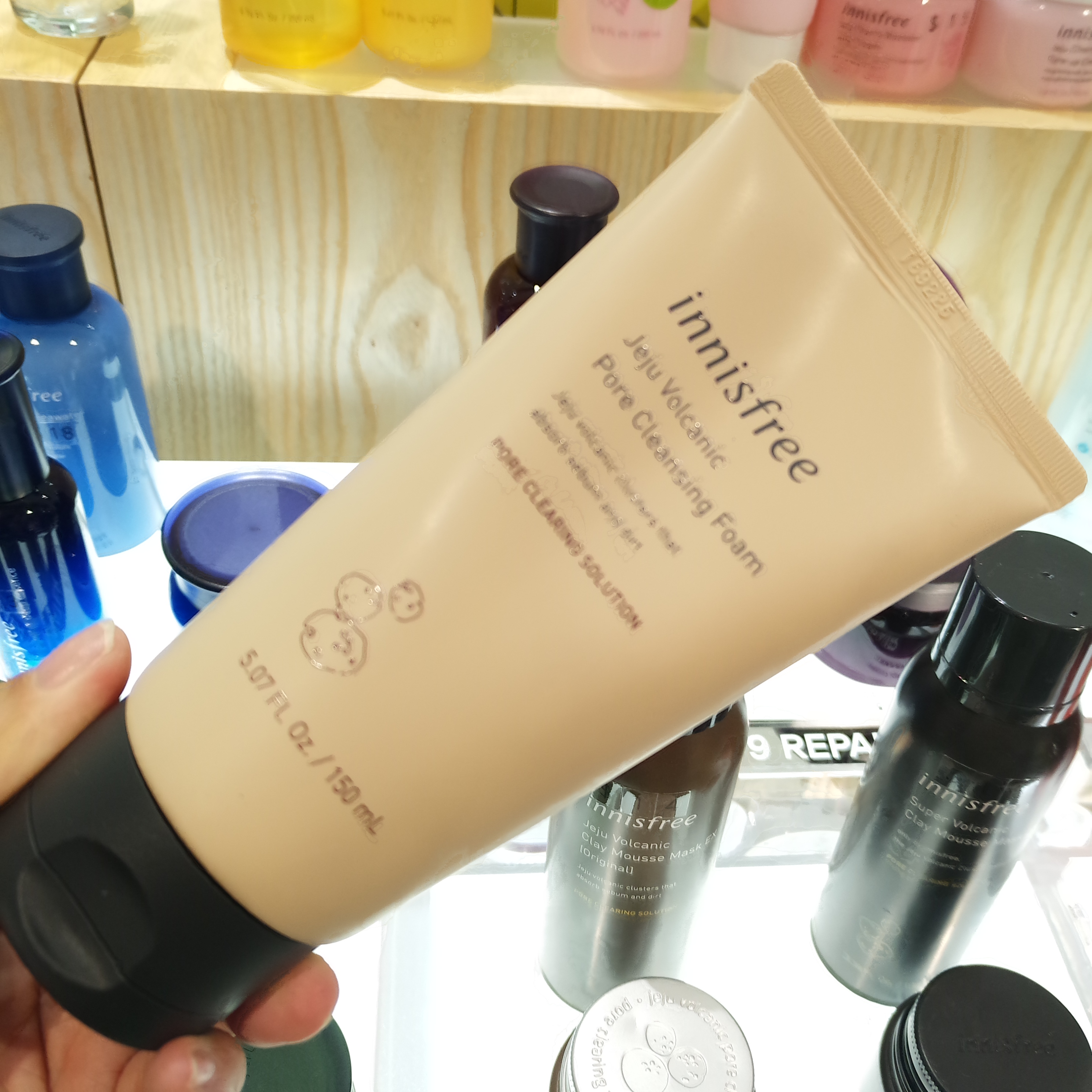 黑色素 花点时间洗洗脸:热门洗面奶,越洗越美丽,使肌肤美白又清爽