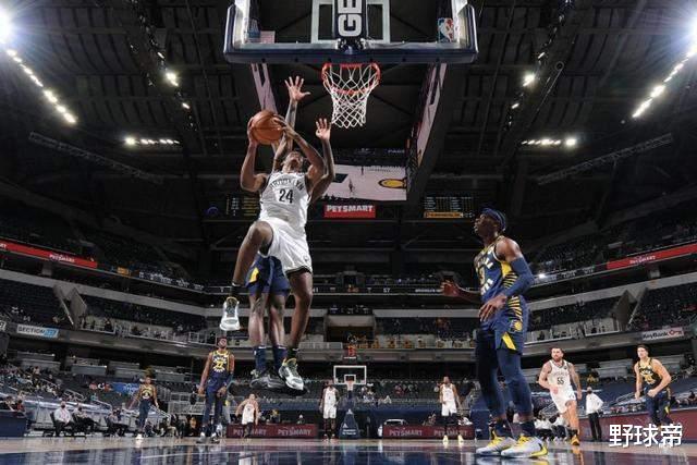 篮网队|缺席3场,是偷偷返厂升级了?从5.3分4.6板直接变成20分21板!牛