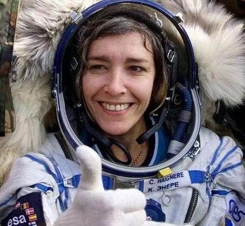 女航天员的难言之隐，在太空来例假，到底有多不容易？