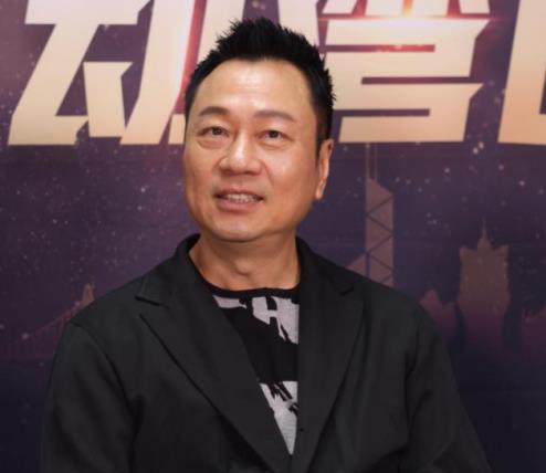 万梓良|在内地生活的香港老艺人：“阿紫”靠退休金，万梓良四处走穴商演