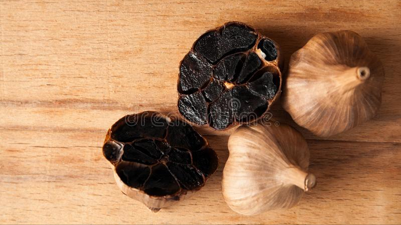 聚焦食安 原创丨网上疯传的黑蒜怎么做出来的？怎么吃？