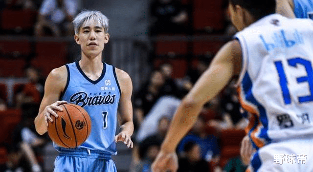 林书豪|林书豪亲弟弟，29岁，身高1米83！打了6年台湾联赛，水平如何？