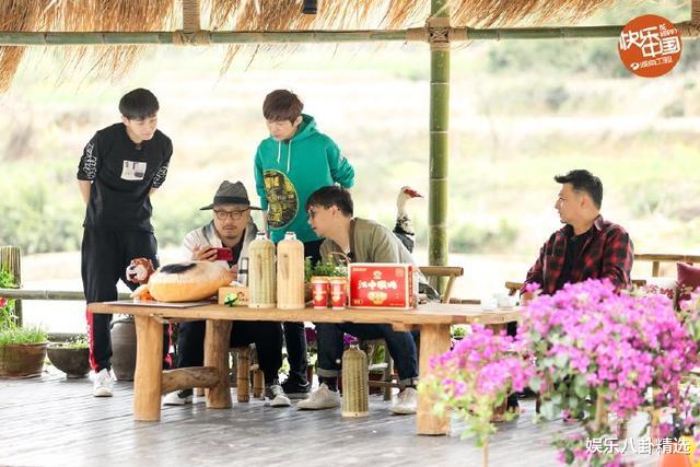 黄磊|《向往5》首期节目就迎来“关系户”？黄磊老师亲自带成员露脸