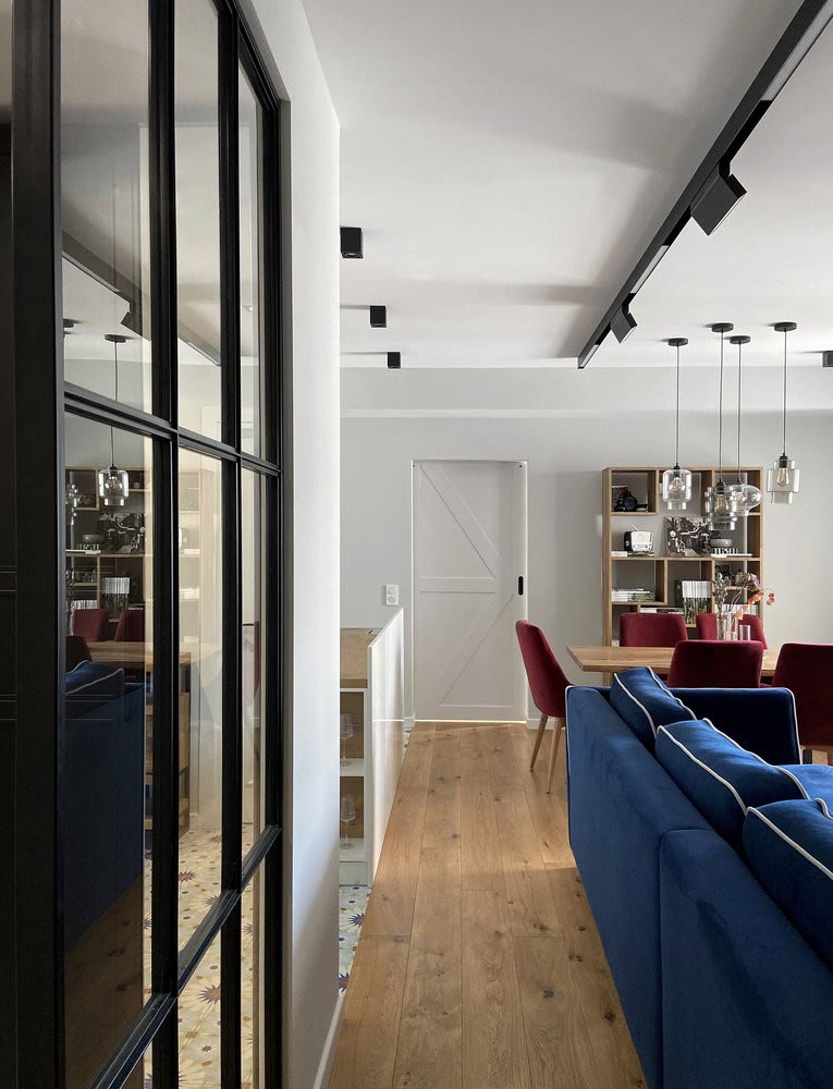 无人要的52㎡顶楼,被她买下装修,装完超耐看,让人赏心悦目