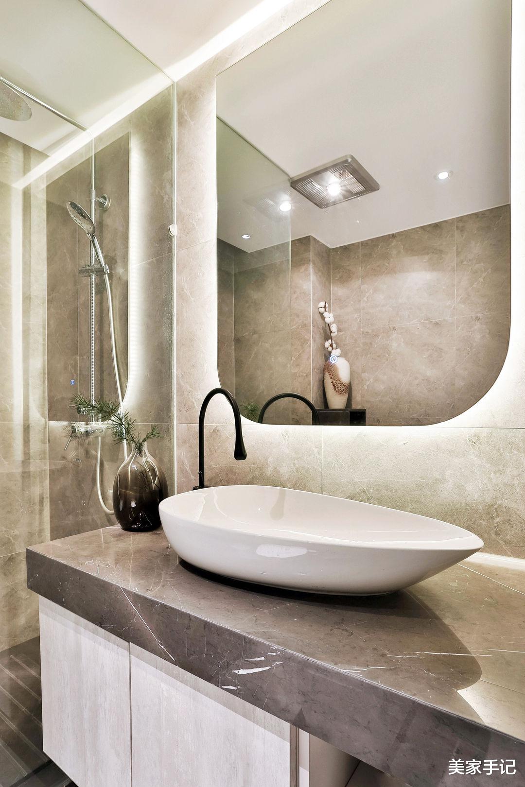 美家手记|北京夫妻140㎡的家，坚持客厅铺碎石，阳台垫高30公分，完工实用极了