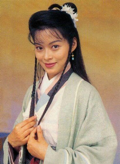 天龙八部|两人同因《天龙八部》走红，今一人仍活跃在娱乐圈，她却无戏可拍