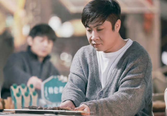 乔杉|明星烟瘾有多大？《极挑》邓伦后，《向往5》乔杉也明目张胆抽烟