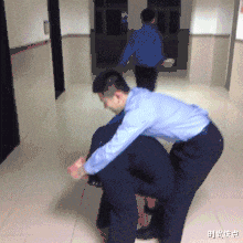 时尚炫点 “无意间发现了老婆和闺蜜的聊天记录，忍不住好奇打开看了一下...”