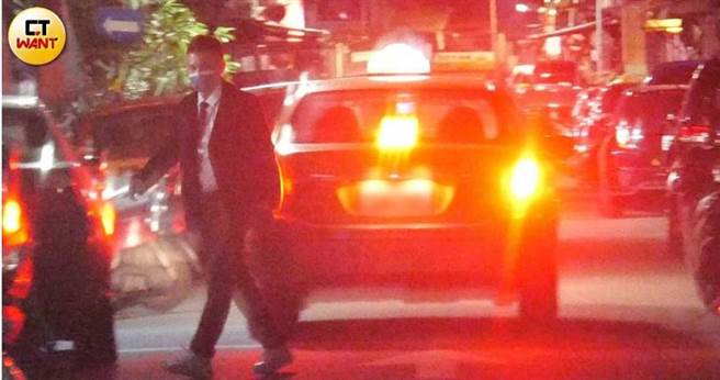 萧淑慎|萧淑慎、梁轩安包场庆祝结婚周年 续摊疑起争执各自回家