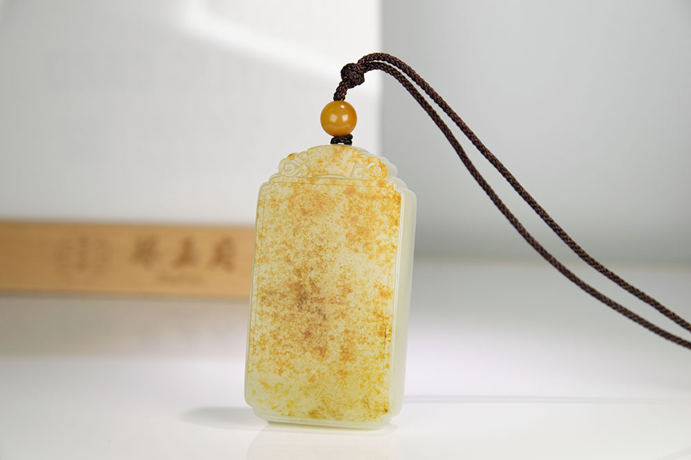 玉雕|籽料和田玉是论克卖还是论块卖和田玉的价格标准是什么