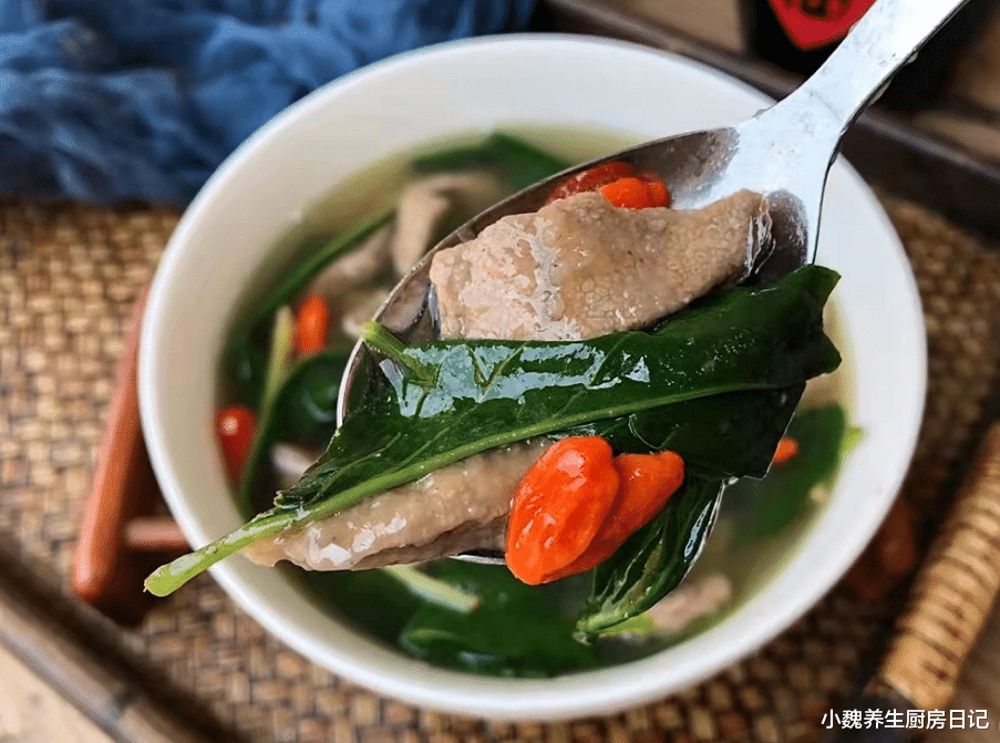 长寿与衰老|真正的“护肝汤”找到了，秋季别忘记喝，养肝明目，肝脏更健康