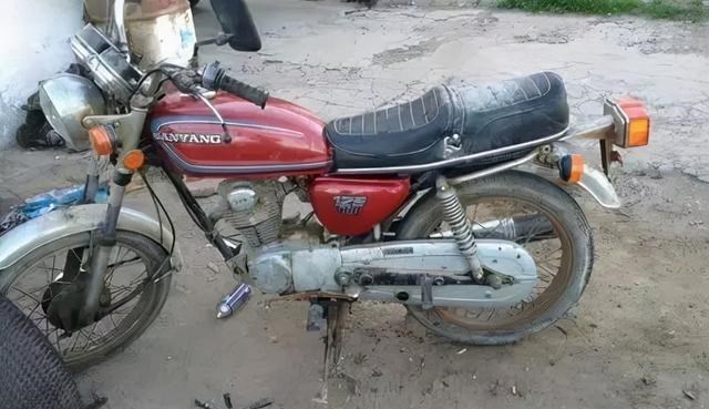 海南 女孩凌晨轻易与男网友外出遭侵犯！海南一男子被起诉量刑引争议