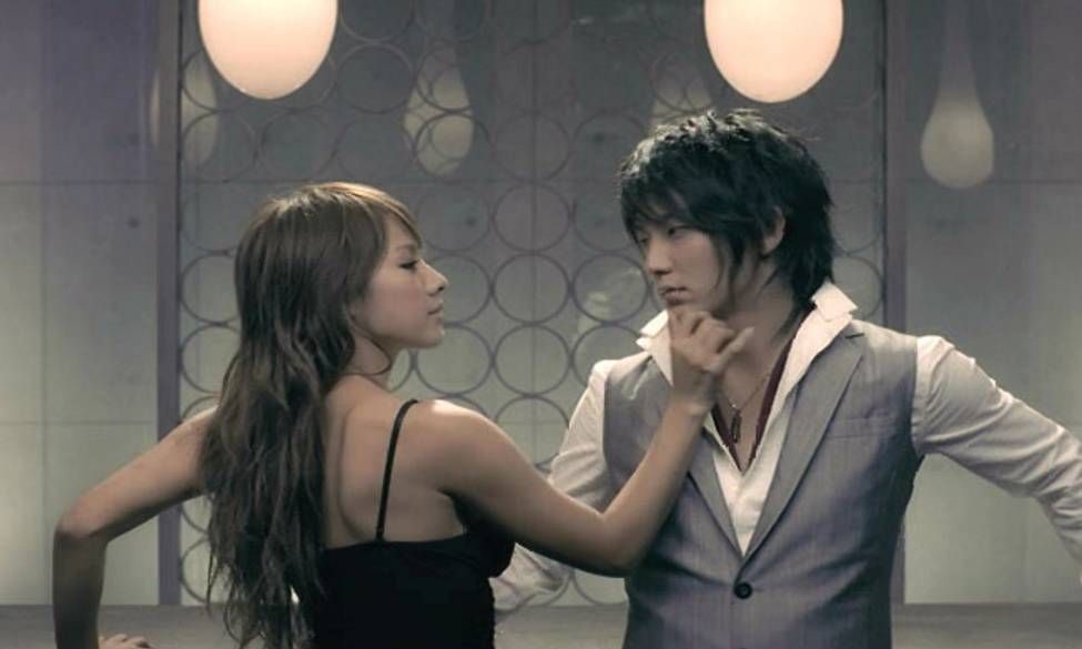 李孝利|“性感鼻祖”李孝利：曾征服无数男神的她，如今却嫁给“矮穷挫”