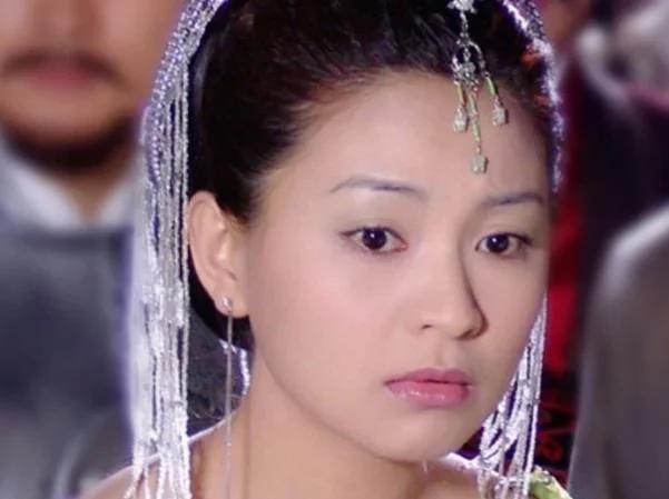 高圆圆|张无忌的四个女人小昭老了，珠儿胖了，唯独最讨厌的她像是20岁