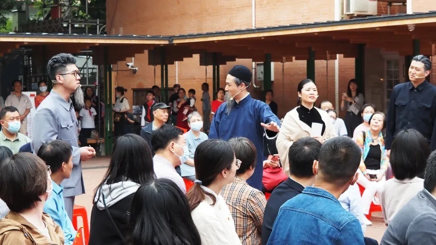 上海徐汇 初心回澜，一场穿越时空的党课快闪活动