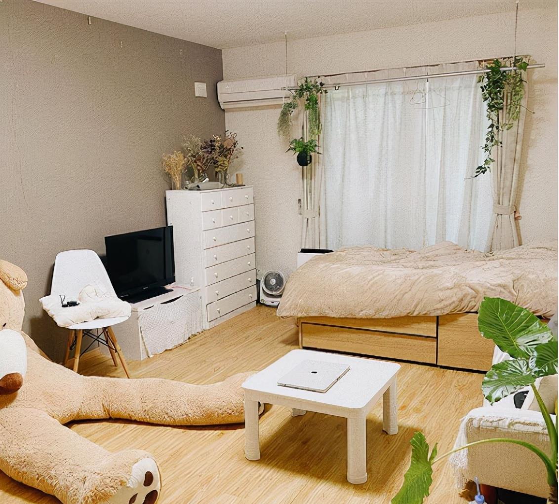 日本小姐姐分享的治愈系独居生活，一人一间房，房间精致且美好