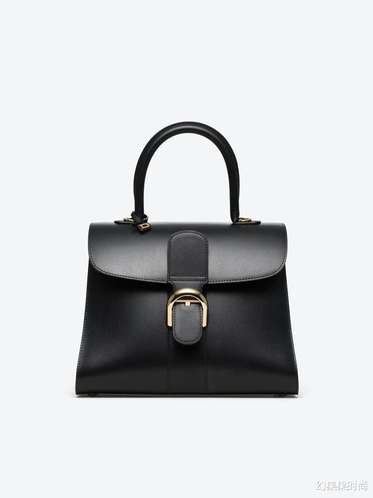 幻果果时尚|《我的上流世界》华丽造型展现「大嫂其实是大哥」率性风范